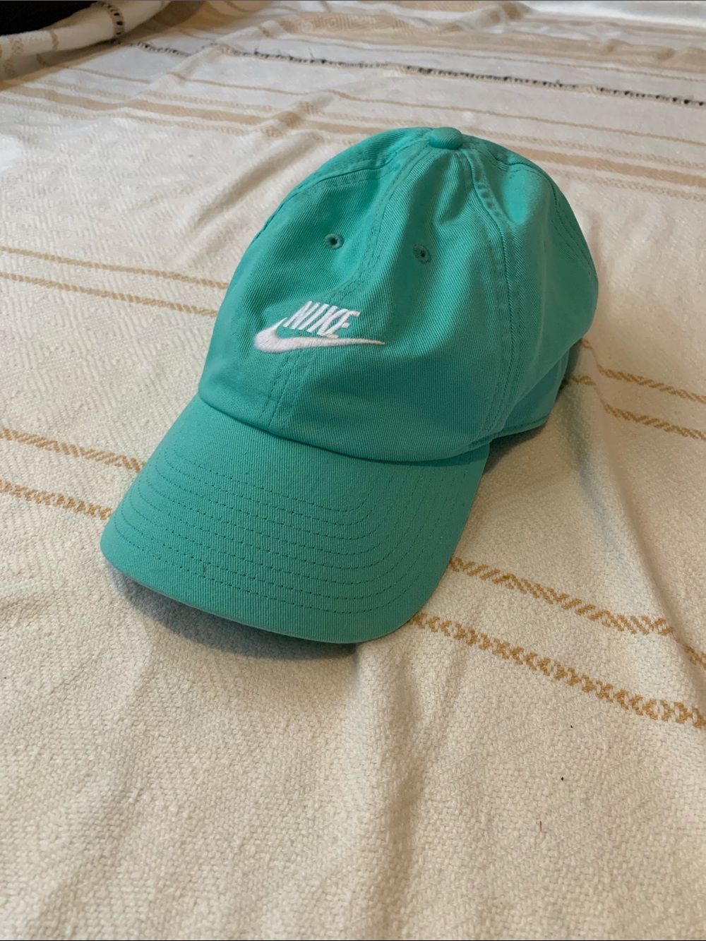 Nike Heritage86 Light Teal Logo Hat